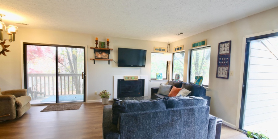 9347 S Lake Ridge Drive, Bloomington, Indiana 47401,MLS,202546398