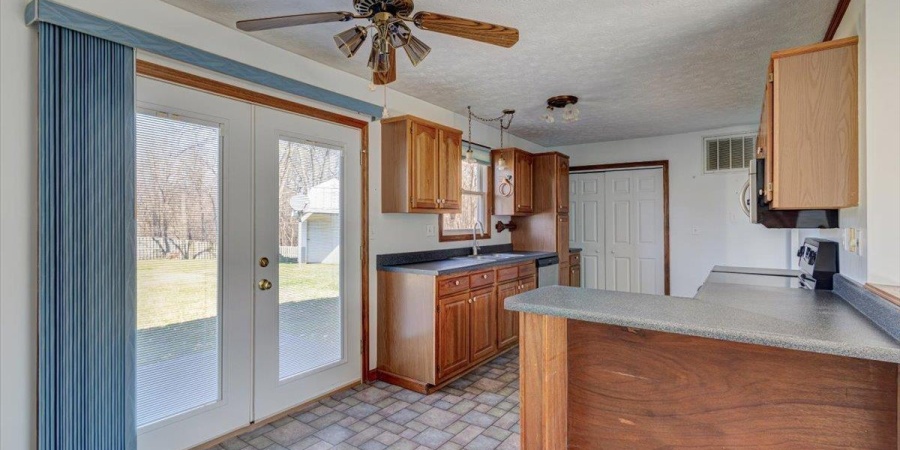 97 S Acres Drive, Mitchell, Indiana 47446,MLS,202546523