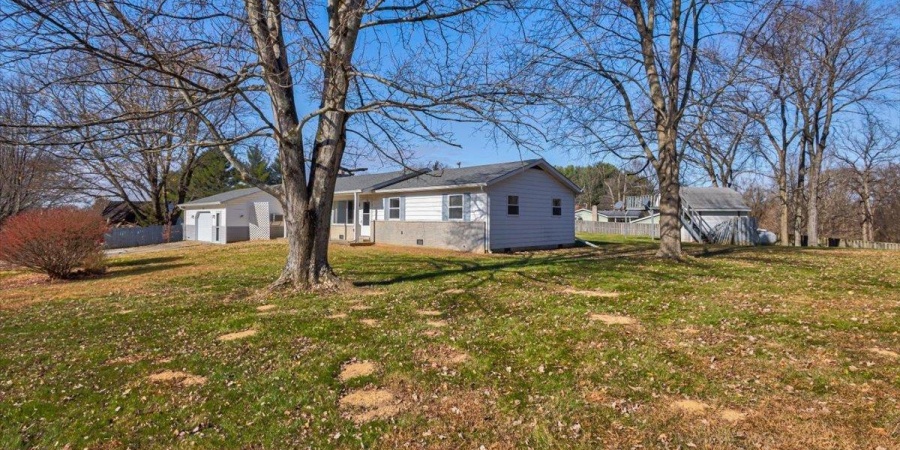 97 S Acres Drive, Mitchell, Indiana 47446,MLS,202546523