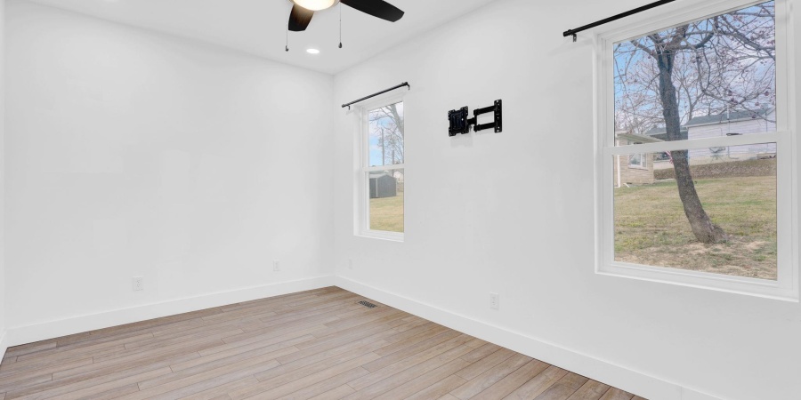 2435 I Street, Bedford, Indiana 47421,MLS,202546583