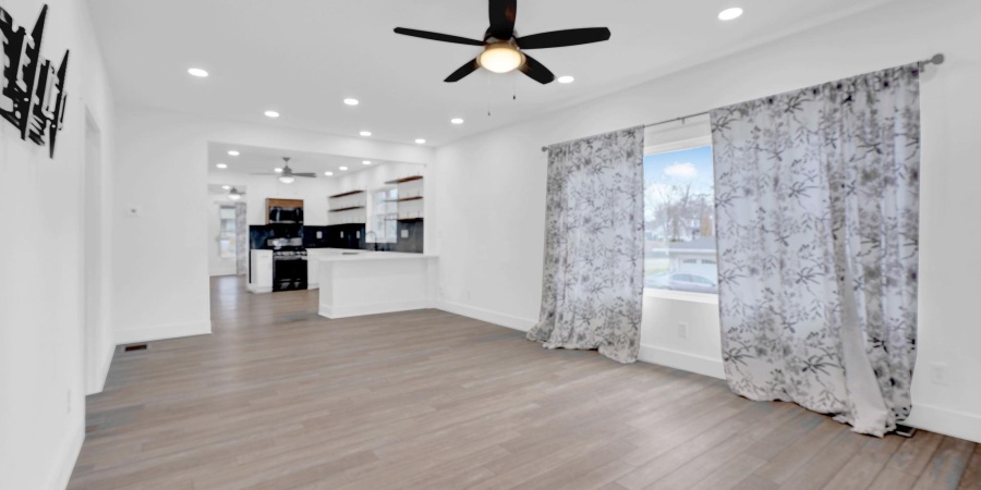 2435 I Street, Bedford, Indiana 47421,MLS,202546583