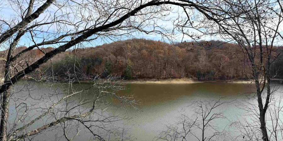 4050 E Eagle Bay Drive, Bloomington, Indiana 47401-9708,MLS,202546661