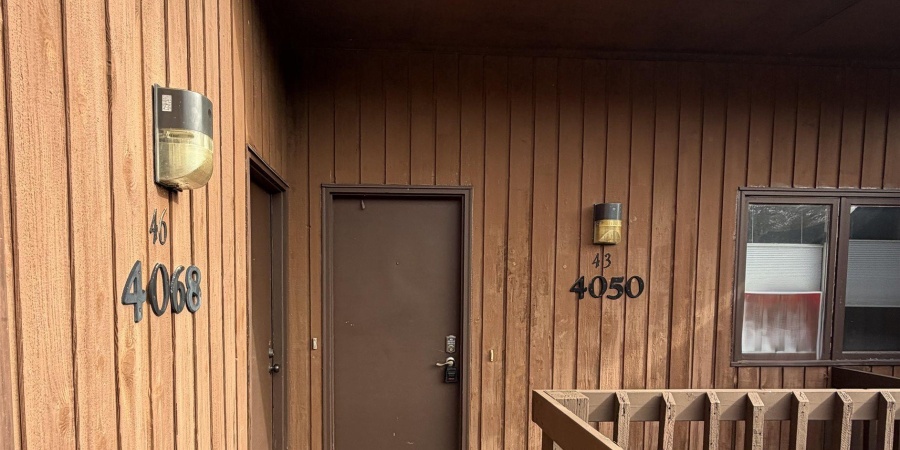 4050 E Eagle Bay Drive, Bloomington, Indiana 47401-9708,MLS,202546661