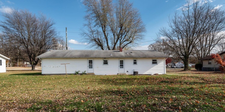 3227 N Smith Pike, Bloomington, Indiana 47404,MLS,202546708