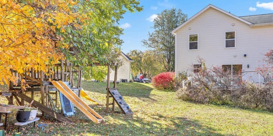 5600 W Tensleep Road, Bloomington, Indiana 47403,MLS,202546722