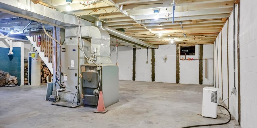 5151 S Harmony Road, Bloomington, Indiana 47403,MLS,202546737