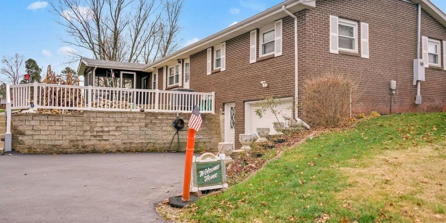 5151 S Harmony Road, Bloomington, Indiana 47403,MLS,202546737