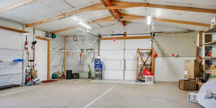 5151 S Harmony Road, Bloomington, Indiana 47403,MLS,202546737