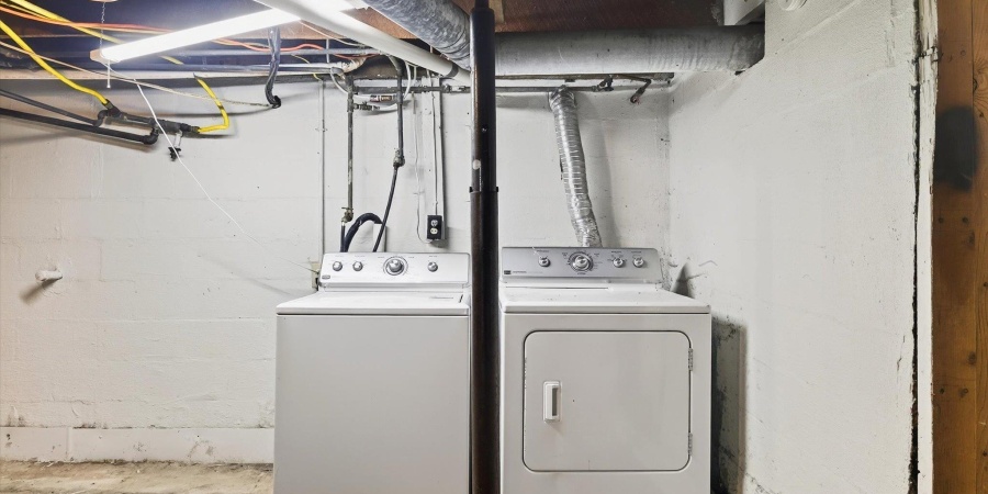 717 W Allen Street, Bloomington, Indiana 47403,MLS,202546743