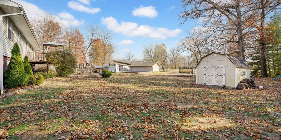 46 Woodlawn Drive, Mitchell, Indiana 47446,MLS,202546755