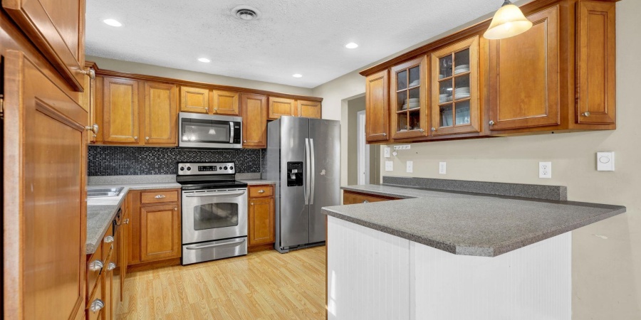 46 Woodlawn Drive, Mitchell, Indiana 47446,MLS,202546755