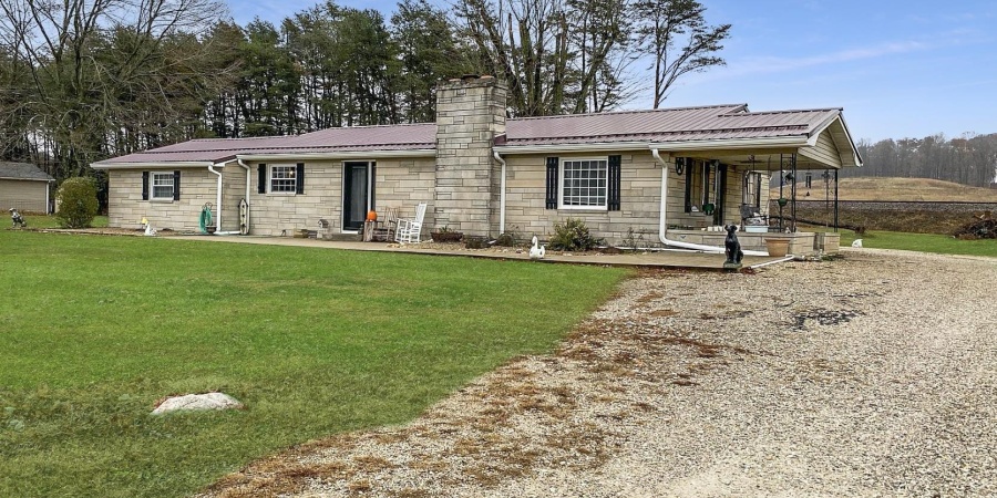 6066 W State Road 60, Mitchell, Indiana 47446,MLS,202546830