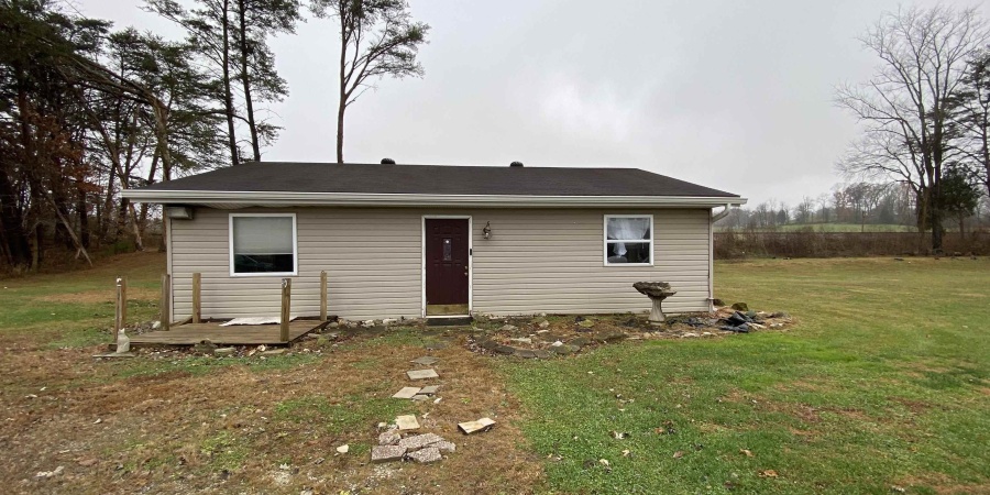 6066 W State Road 60, Mitchell, Indiana 47446,MLS,202546830