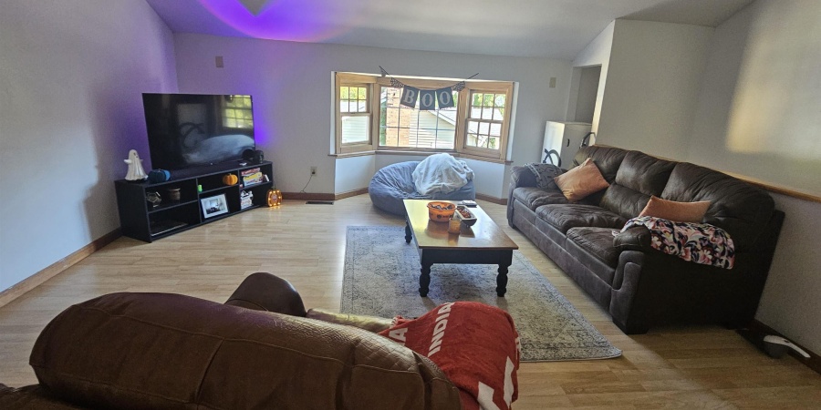 405 E 15th Street, Bloomington, Indiana 47408,MLS,202546896