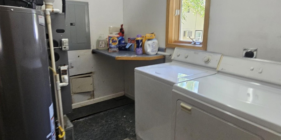 405 E 15th Street, Bloomington, Indiana 47408,MLS,202546896