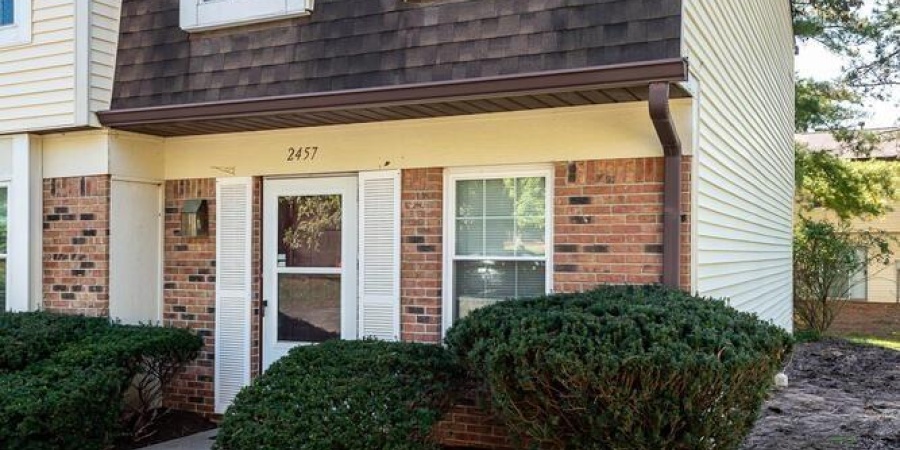 2457 S Burberry Lane, Bloomington, Indiana 47401,MLS,202546905