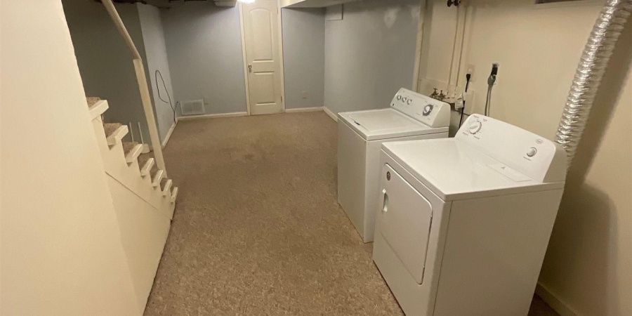 424 N Lincoln Street, Bloomington, Indiana 47408-3436,MLS,202546968