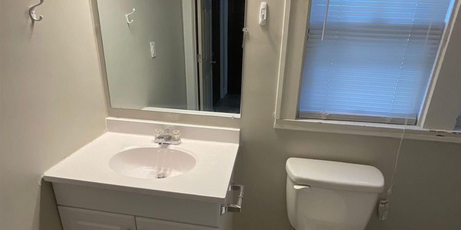 420 N Lincoln Street, Bloomington, Indiana 47408-3436,MLS,202546971