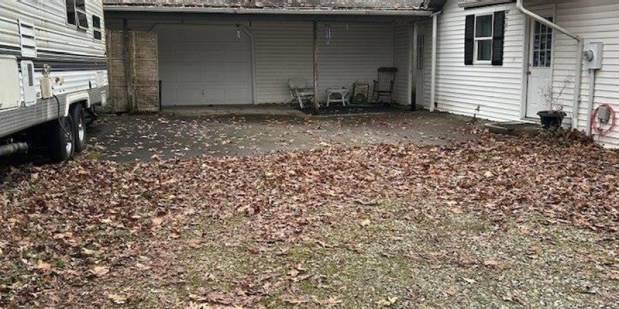 2097 Tripleton Pike Road, Bedford, Indiana 47421,MLS,202546953