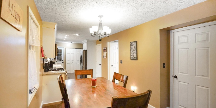 48 W Bunkerhill Road, Mooresville, Indiana 46158,MLS,202546967