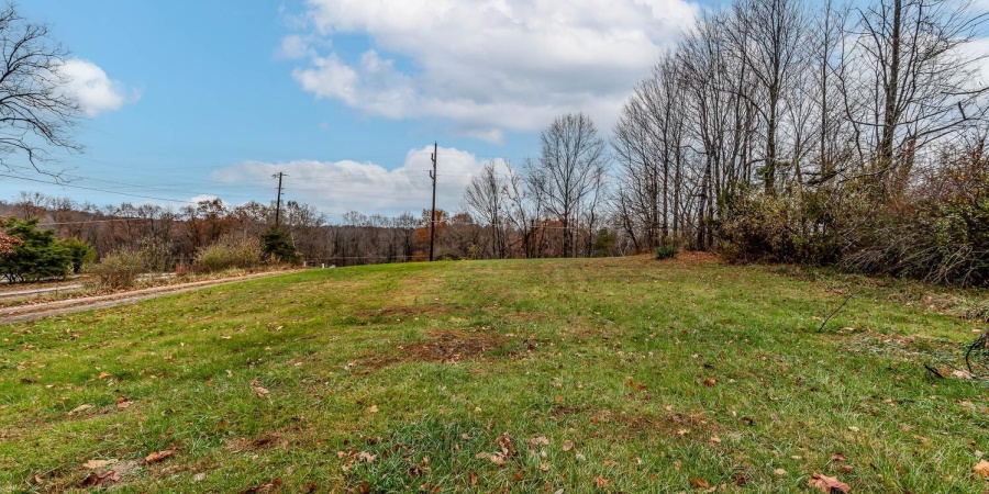 7301 W Airport Road, Bloomington, Indiana 47403,MLS,202547024