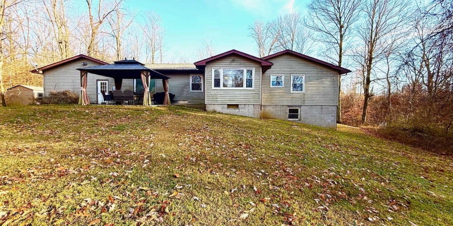 8201 Tilford Rd, Bloomington, Indiana 47404,MLS,202547062