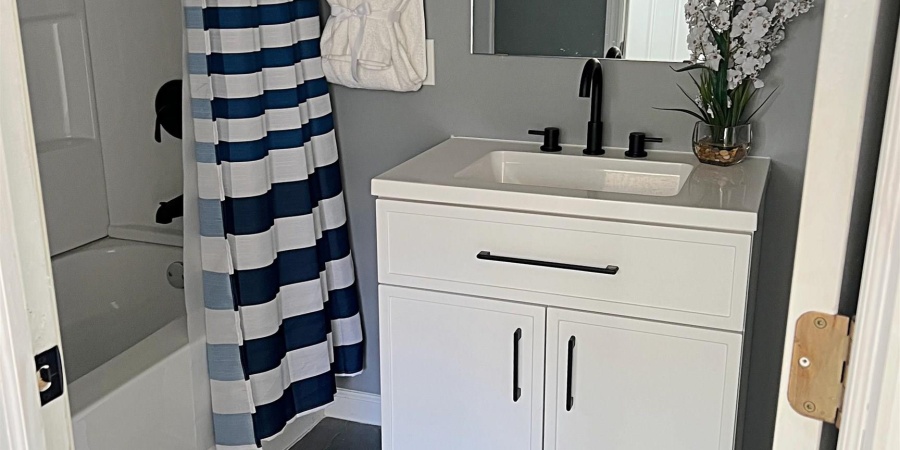 982 8th St NW, Linton, Indiana 47441,MLS,202545985