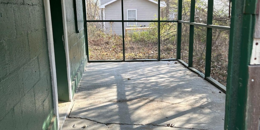 122 N Roosevelt Street, Bloomington, Indiana 47408,MLS,202547126