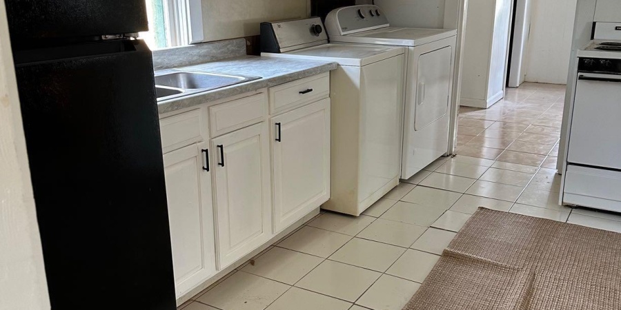 122 N Roosevelt Street, Bloomington, Indiana 47408,MLS,202547126