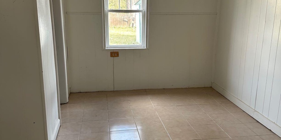 122 N Roosevelt Street, Bloomington, Indiana 47408,MLS,202547126