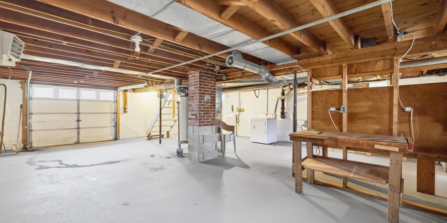 201 W Church Lane, Bloomington, Indiana 47401,MLS,202547165