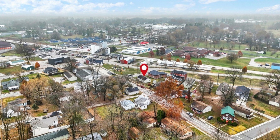 800 Maple Avenue, Greencastle, Indiana 46135,MLS,202547168