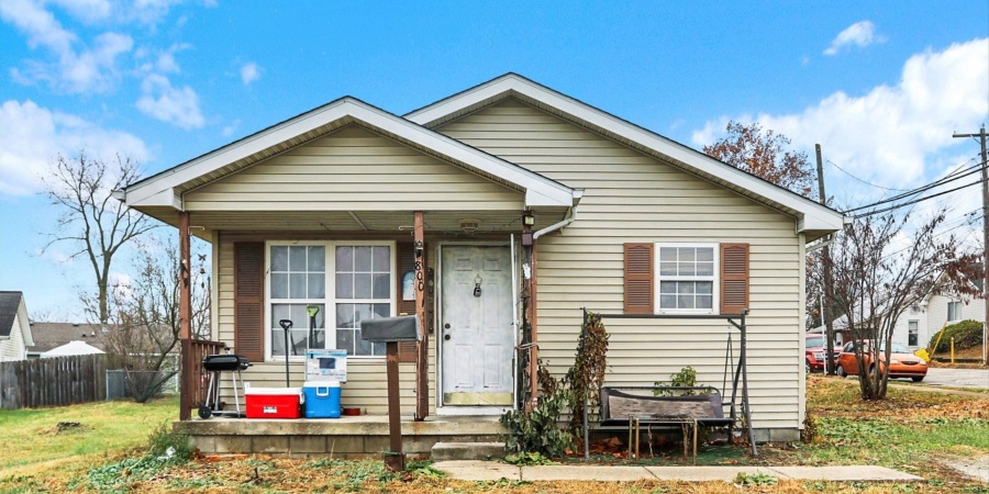 800 Maple Avenue, Greencastle, Indiana 46135,MLS,202547168