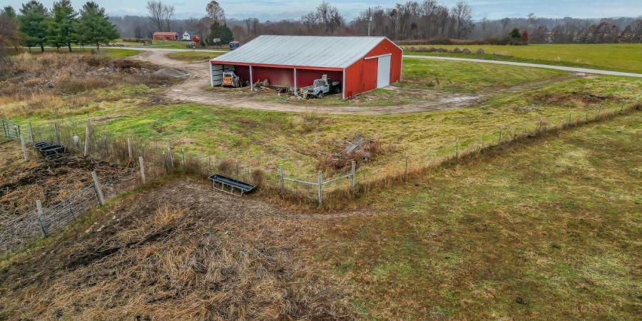 8779 S Lee Phillips Road, Bloomington, Indiana 47403-8103,MLS,202547230