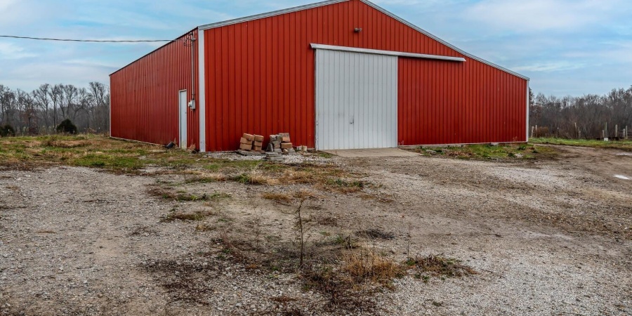 8779 S Lee Phillips Road, Bloomington, Indiana 47403-8103,MLS,202547230