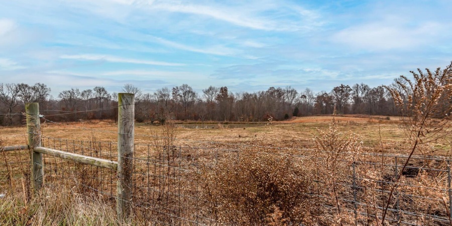 8779 S Lee Phillips Road, Bloomington, Indiana 47403-8103,MLS,202547230