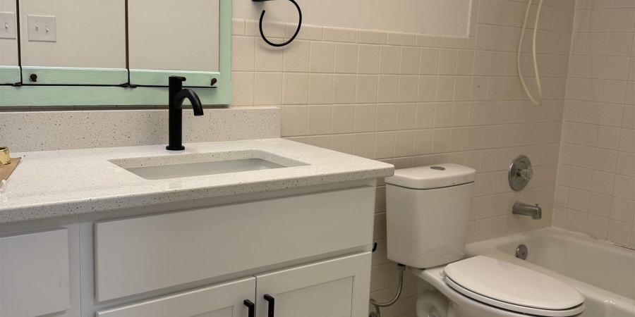 404 S Hickory Drive, Bloomington, Indiana 47403,MLS,202547282