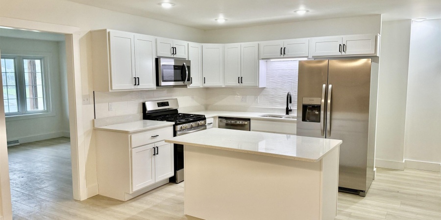 404 S Hickory Drive, Bloomington, Indiana 47403,MLS,202547282