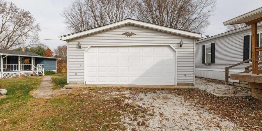 94 Small Fry Avenue, Cloverdale, Indiana 46120,MLS,202547257