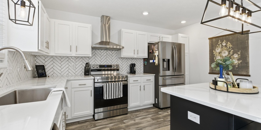 182 Whites Point, Bedford, Indiana 47421,MLS,202547315