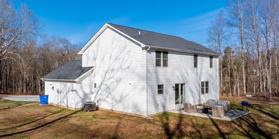 182 Whites Point, Bedford, Indiana 47421,MLS,202547315