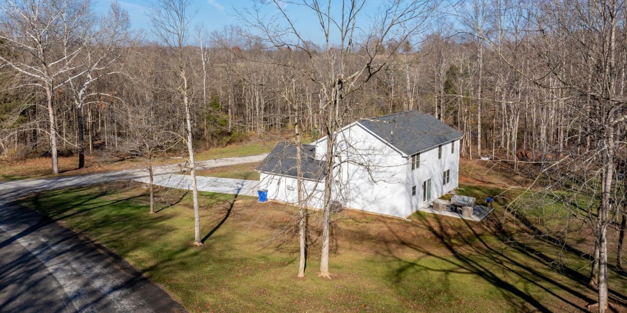 182 Whites Point, Bedford, Indiana 47421,MLS,202547315