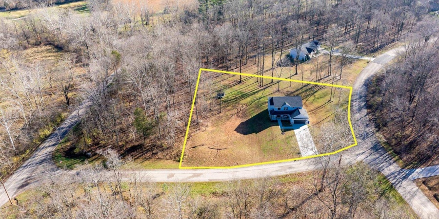 182 Whites Point, Bedford, Indiana 47421,MLS,202547315