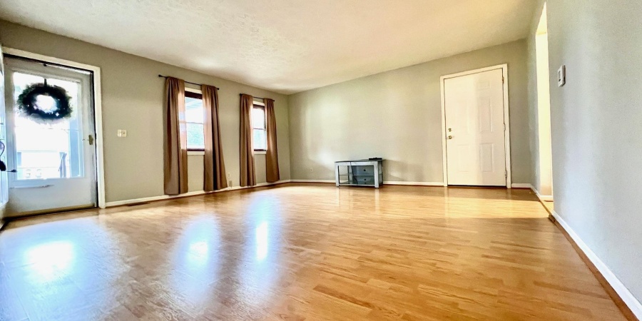 149 Hel Mar Drive, Mitchell, Indiana 47446,MLS,202547371