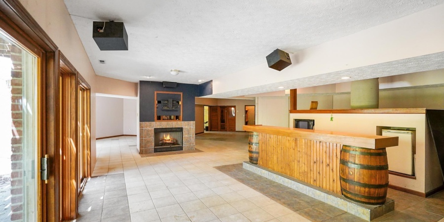 6780 E Woodland Court, Mooresville, Indiana 46158-6172,MLS,202547405