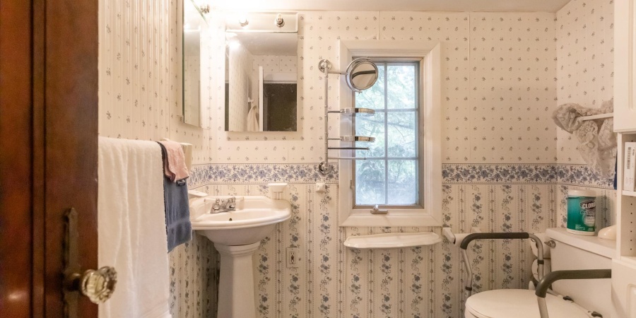 5005 E State Road 46, Bloomington, Indiana 47401-9232,MLS,202547416