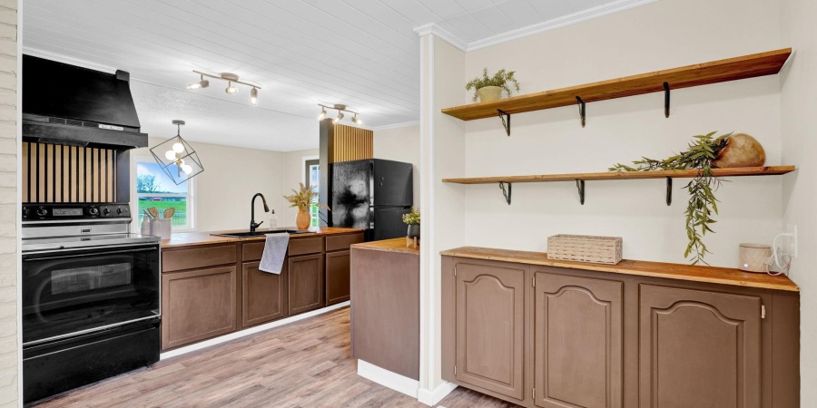 602 Noe Road, Orleans, Indiana 47452,MLS,202547481