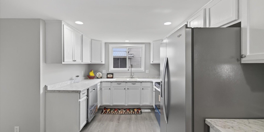 178 SE 7th Street, Linton, Indiana 47441,MLS,202547541