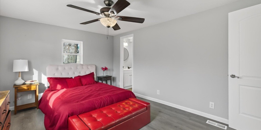 178 SE 7th Street, Linton, Indiana 47441,MLS,202547541