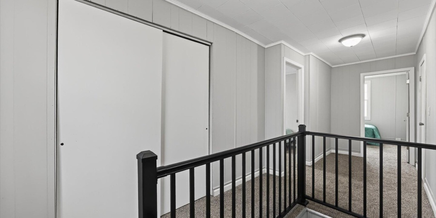 178 SE 7th Street, Linton, Indiana 47441,MLS,202547541